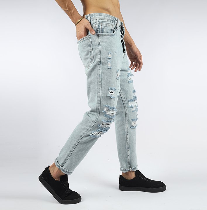 Vote- Boyfriend Trousers- Icy blue- Ripped jeans